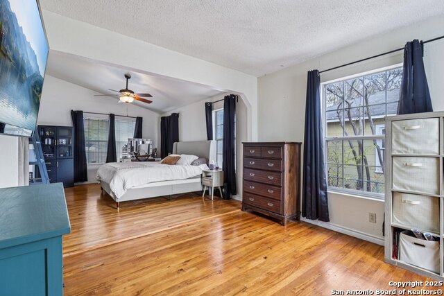 Image 22 of 36 For 2709 Craig Pl