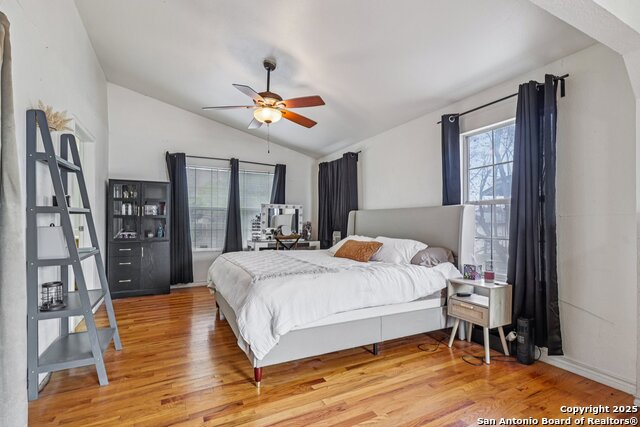 Image 24 of 36 For 2709 Craig Pl