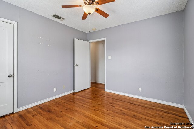 Image 31 of 36 For 2709 Craig Pl