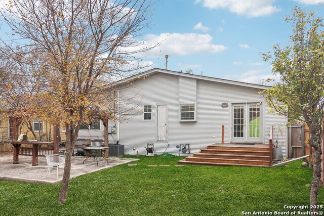 Image 35 of 36 For 2709 Craig Pl