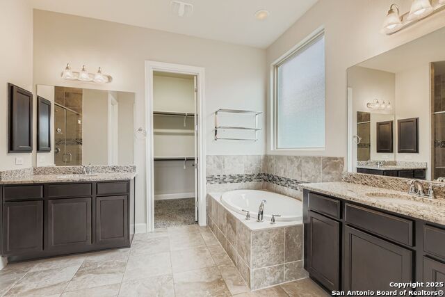 Image 17 of 31 For 21918 Big Bend Canyon