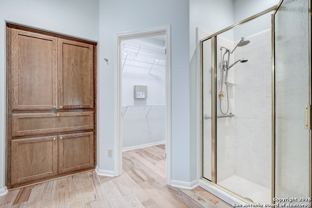 Image 27 of 39 For 3707 Rustling Oaks