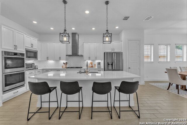 Image 11 of 39 For 29124 High Barn