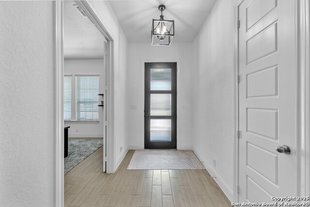 Image 6 of 39 For 29124 High Barn