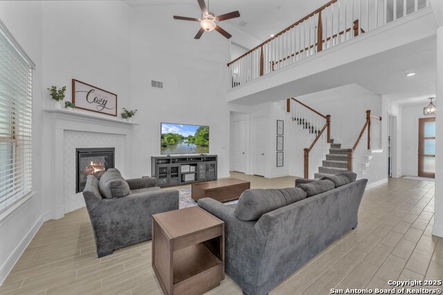 Image 9 of 39 For 29124 High Barn