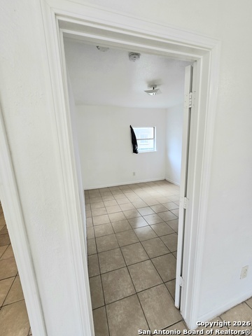 Image 11 of 13 For 113 Cox Ave