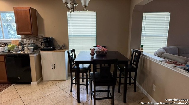 Image 6 of 22 For 20726 Blue Trinity