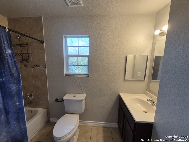 Listing photo id 14 for 6424 Attucks Lane