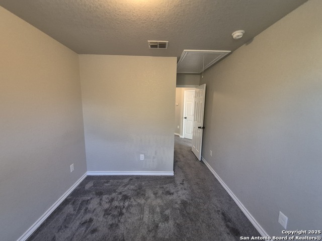 Listing photo id 15 for 6424 Attucks Lane