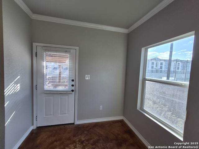 Listing photo id 3 for 6424 Attucks Lane