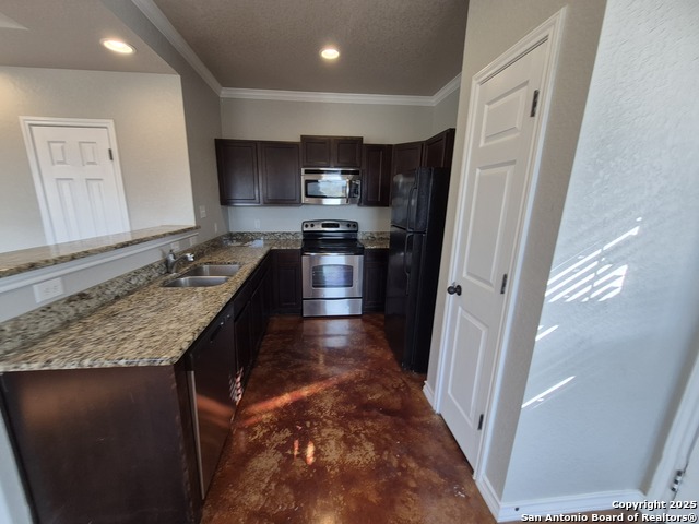 Listing photo id 4 for 6424 Attucks Lane