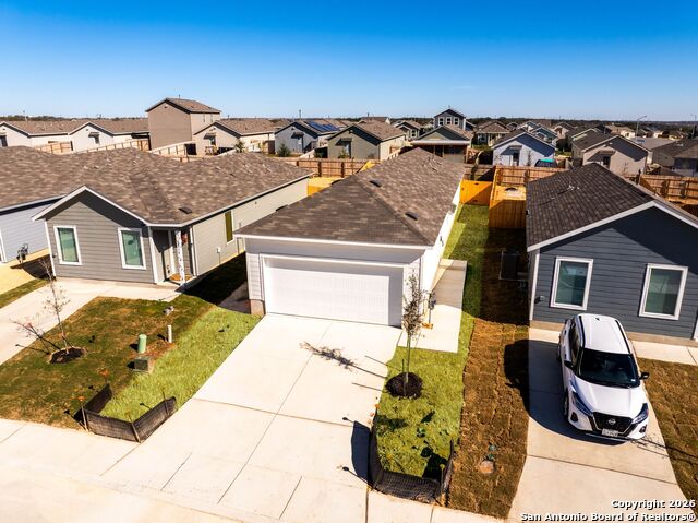 Image 32 of 40 For 3822 Glade Creek