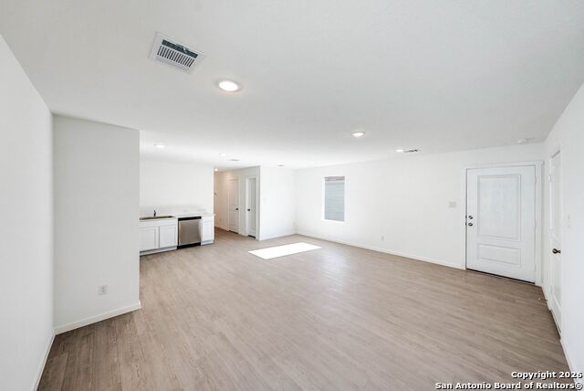 Image 7 of 40 For 3822 Glade Creek