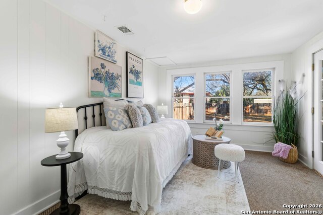 Listing photo id 12 for 1409 21st St