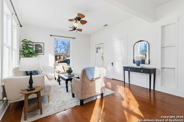 Listing photo id 3 for 1409 21st St