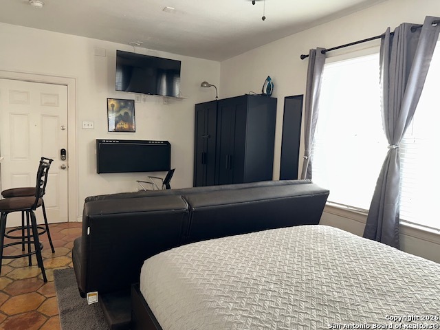 Image 12 of 18 For 302 Madison  4