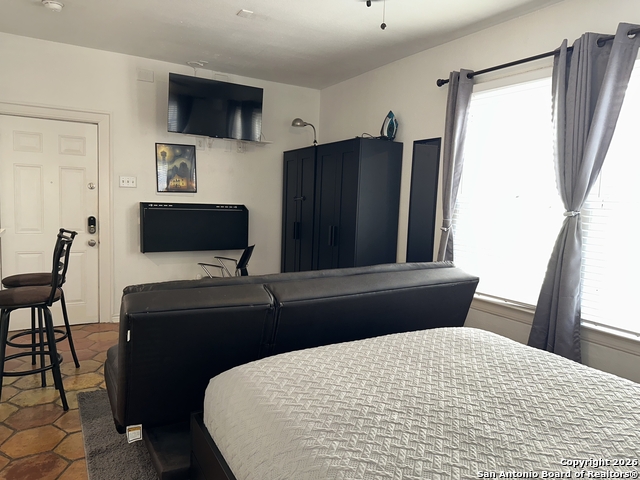 Image 2 of 18 For 302 Madison  4