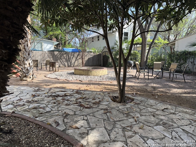 Image 4 of 18 For 302 Madison  4