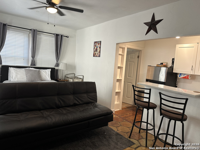 Image 8 of 18 For 302 Madison  4