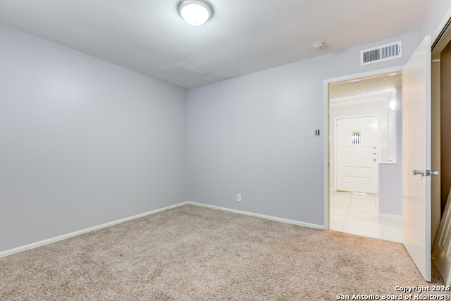 Image 14 of 25 For 10602 Lands Run