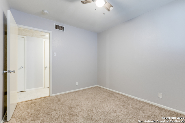 Image 17 of 25 For 10602 Lands Run