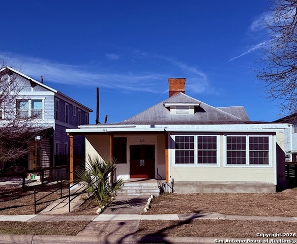 Image 2 of 31 For 325 Locust E