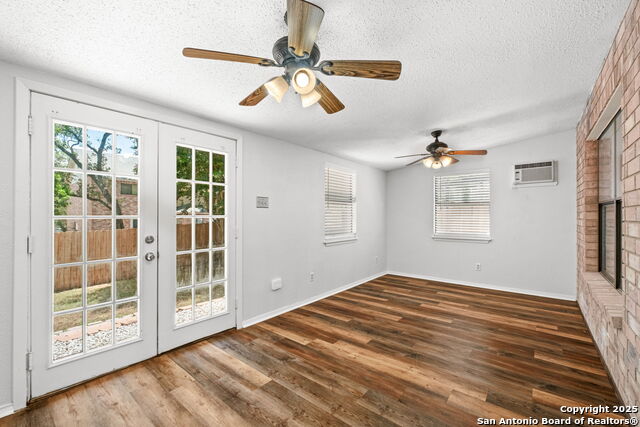 Image 20 of 24 For 9546 Wicklow