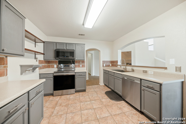 Image 14 of 38 For 10014 Collenback Run