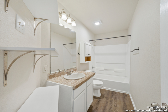 Image 28 of 38 For 10014 Collenback Run