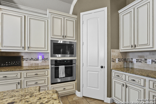 Image 15 of 47 For 3843 Ox-eye Daisy