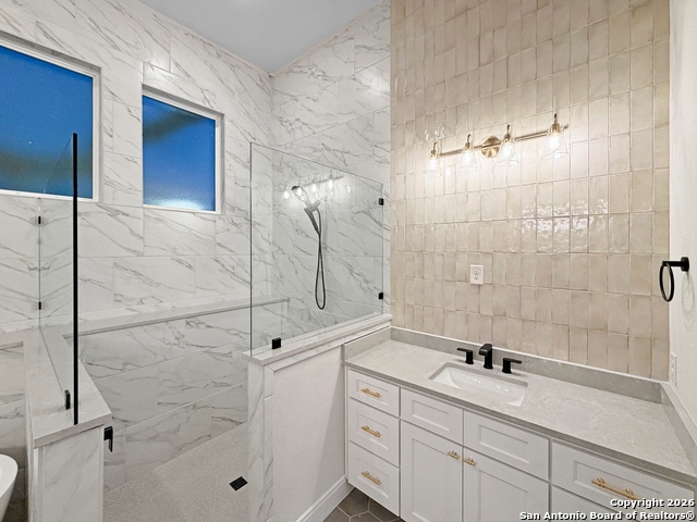 Image 19 of 43 For 775 Maximino Ridge