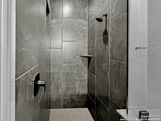 Image 25 of 43 For 775 Maximino Ridge