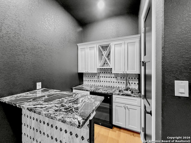 Image 32 of 43 For 775 Maximino Ridge