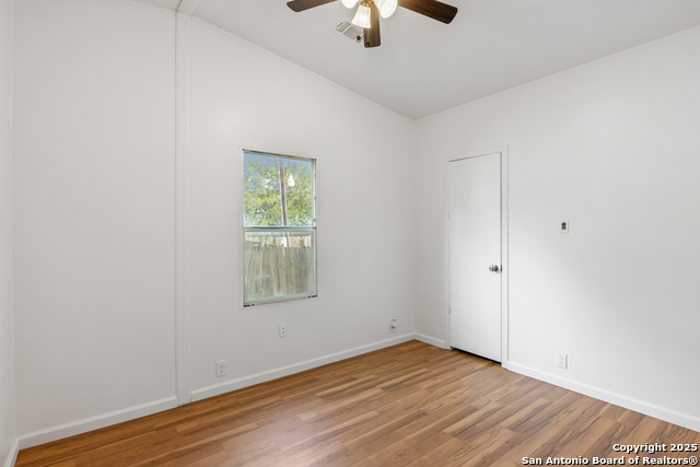 Image 14 of 22 For 415 County Road 3822