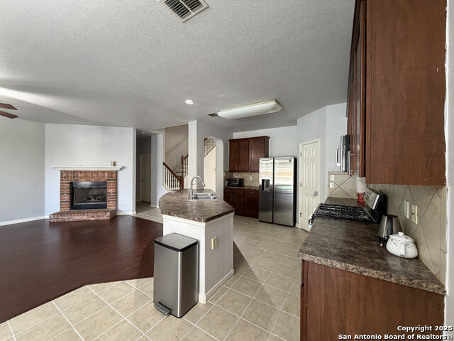 Image 5 of 25 For 1203 Ganton Ln