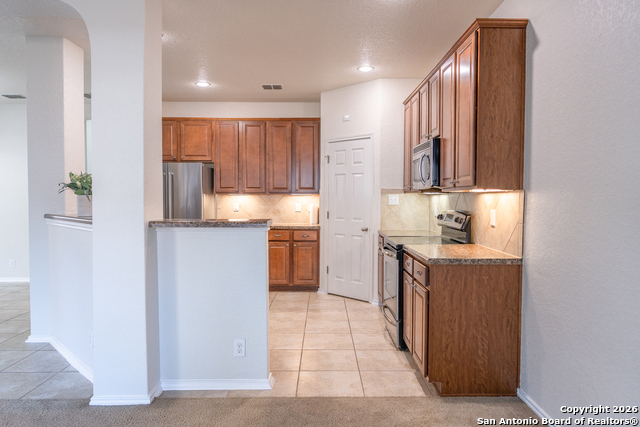 Image 11 of 49 For 6913 Abbey  