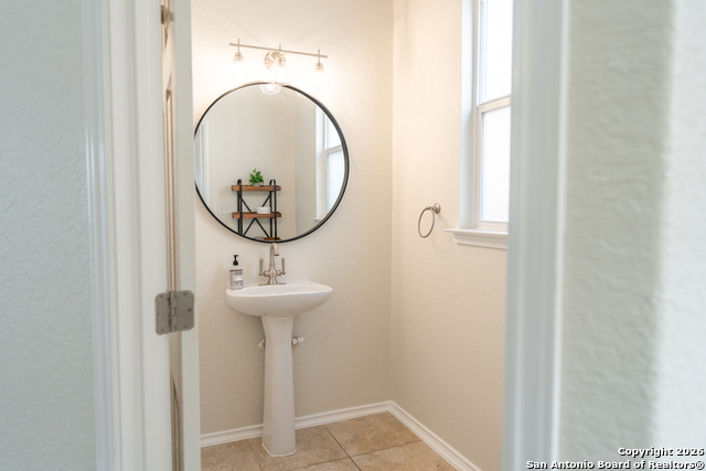 Image 20 of 49 For 6913 Abbey  