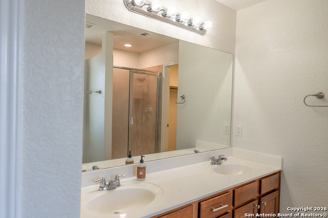 Image 28 of 49 For 6913 Abbey  