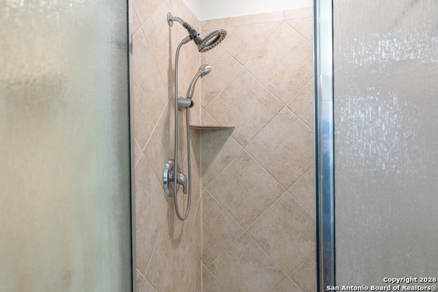 Image 30 of 49 For 6913 Abbey  