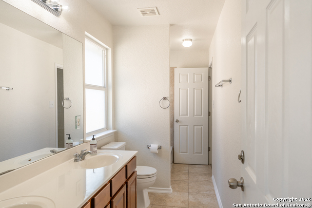 Image 36 of 49 For 6913 Abbey  