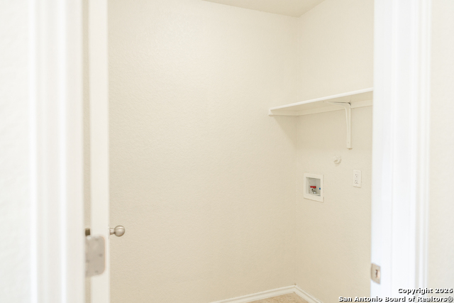 Image 41 of 49 For 6913 Abbey  