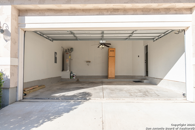 Image 49 of 49 For 6913 Abbey  