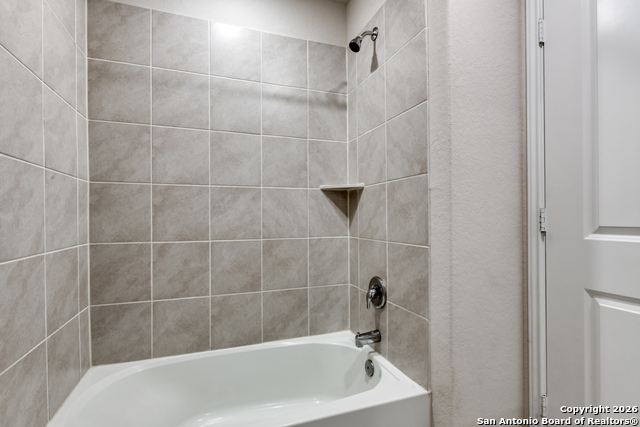 Image 21 of 26 For 5563 Stormie Keep