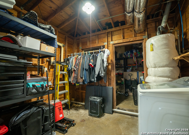 Image 26 of 26 For 639 Edgebrook