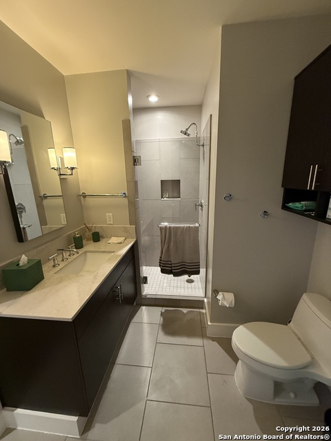 Image 21 of 27 For 610 Market E Unit 2619