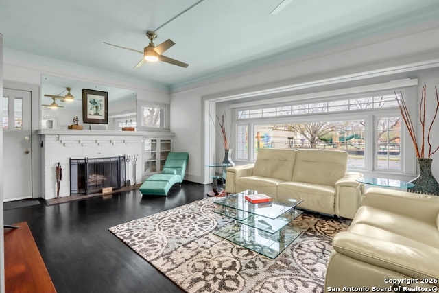 Image 9 of 43 For 503 Austin S