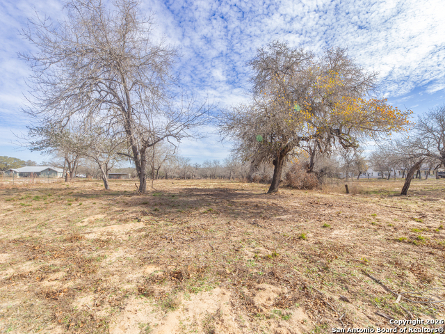 Image 10 of 17 For 1511 Meadow Glen