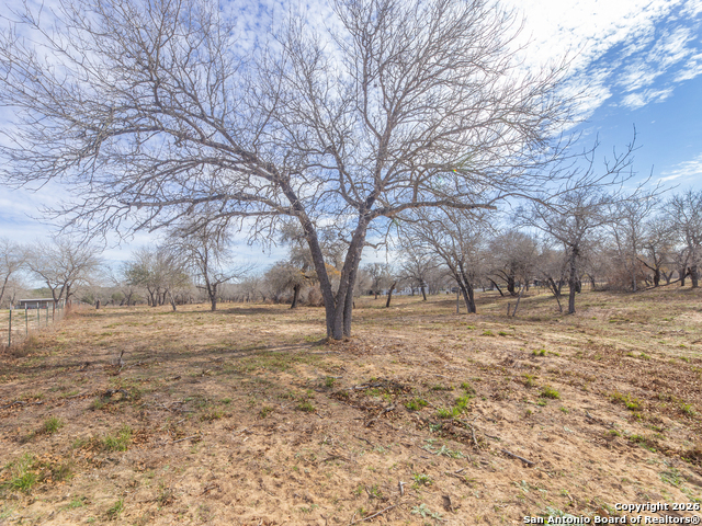 Image 5 of 17 For 1511 Meadow Glen