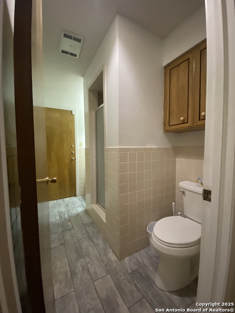 Image 13 of 18 For 13211 Potranco