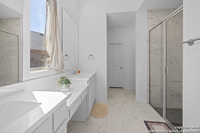 Image 14 of 37 For 10619 Revolver Trail